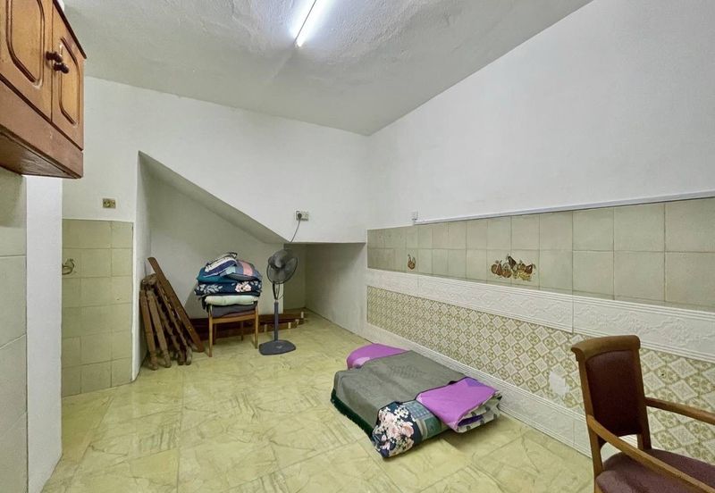 Taman Lembah Keramat AU5