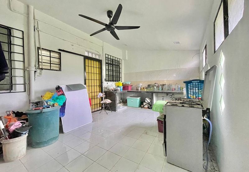 Taman Lembah Keramat AU5