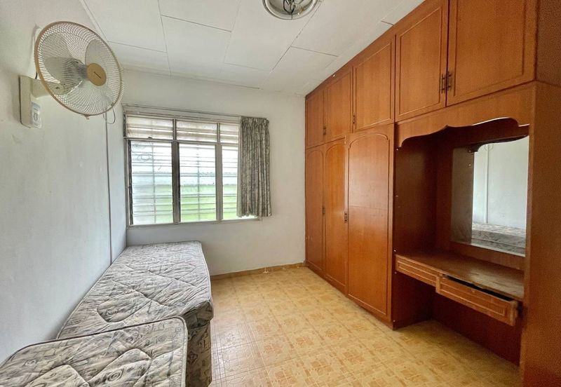 Taman Lembah Keramat AU5