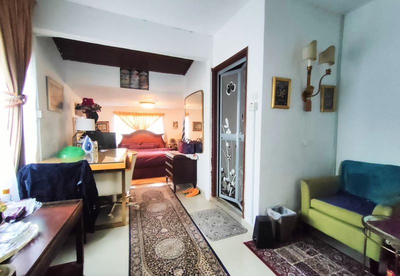 Taman Lembah Keramat AU5