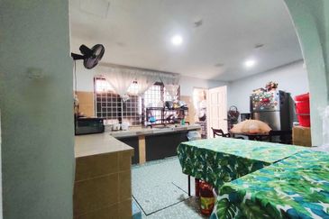 Taman Lembah Keramat AU5