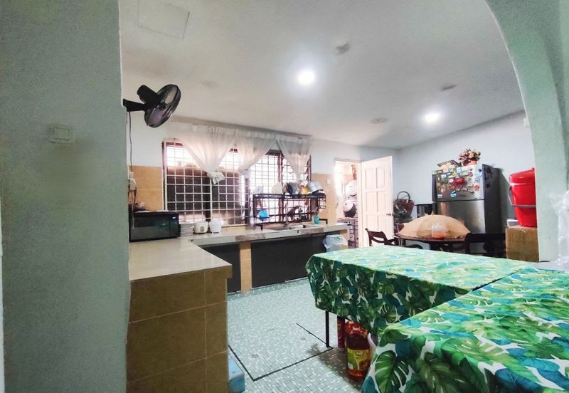 Taman Lembah Keramat AU5