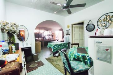 Taman Lembah Keramat AU5