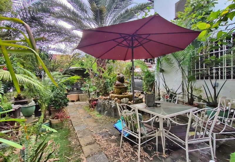 Taman Lembah Keramat AU5