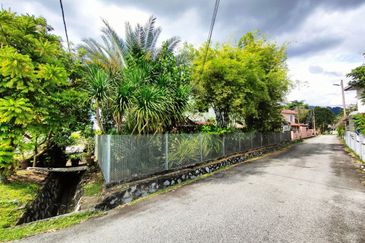 Taman Lembah Keramat AU5