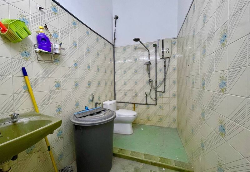 Taman Lembah Keramat AU5