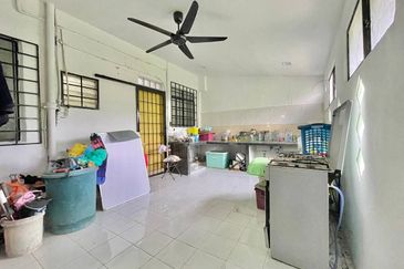 Taman Lembah Keramat AU5