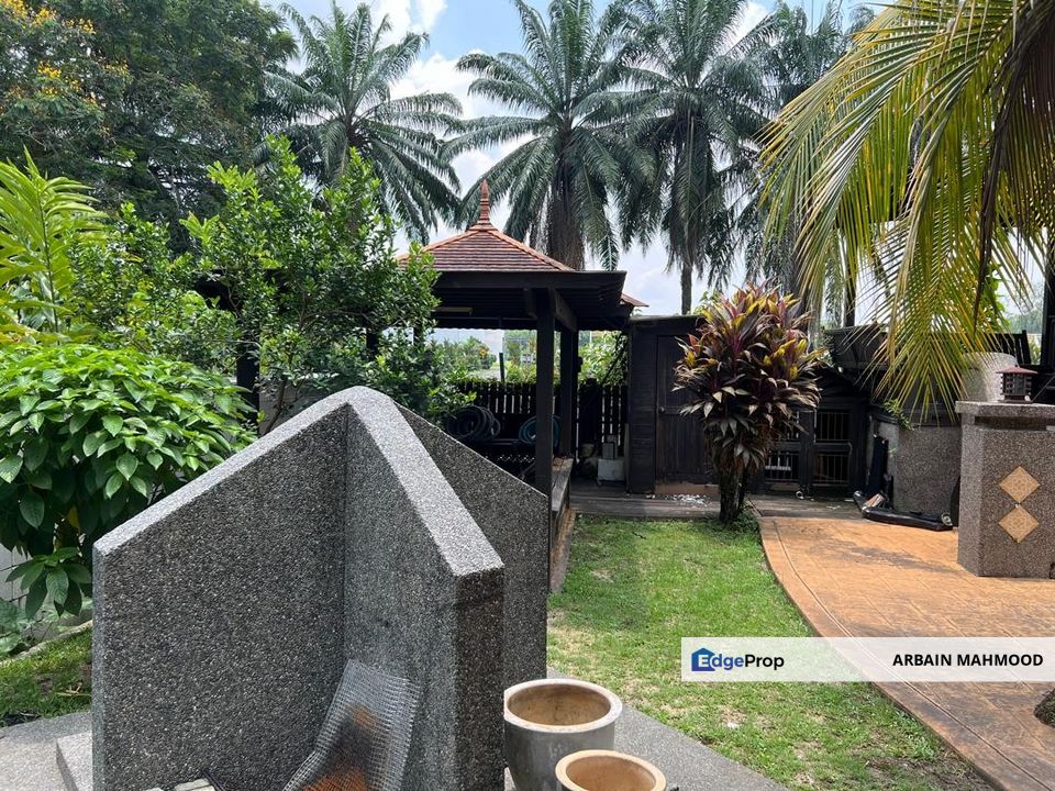 Titiwangsa Glass Bungalow with Private Pool, Kuala Lumpur, Titiwangsa 