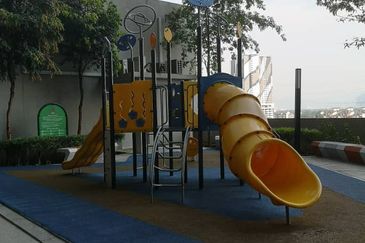 Residensi Platinum Teratai