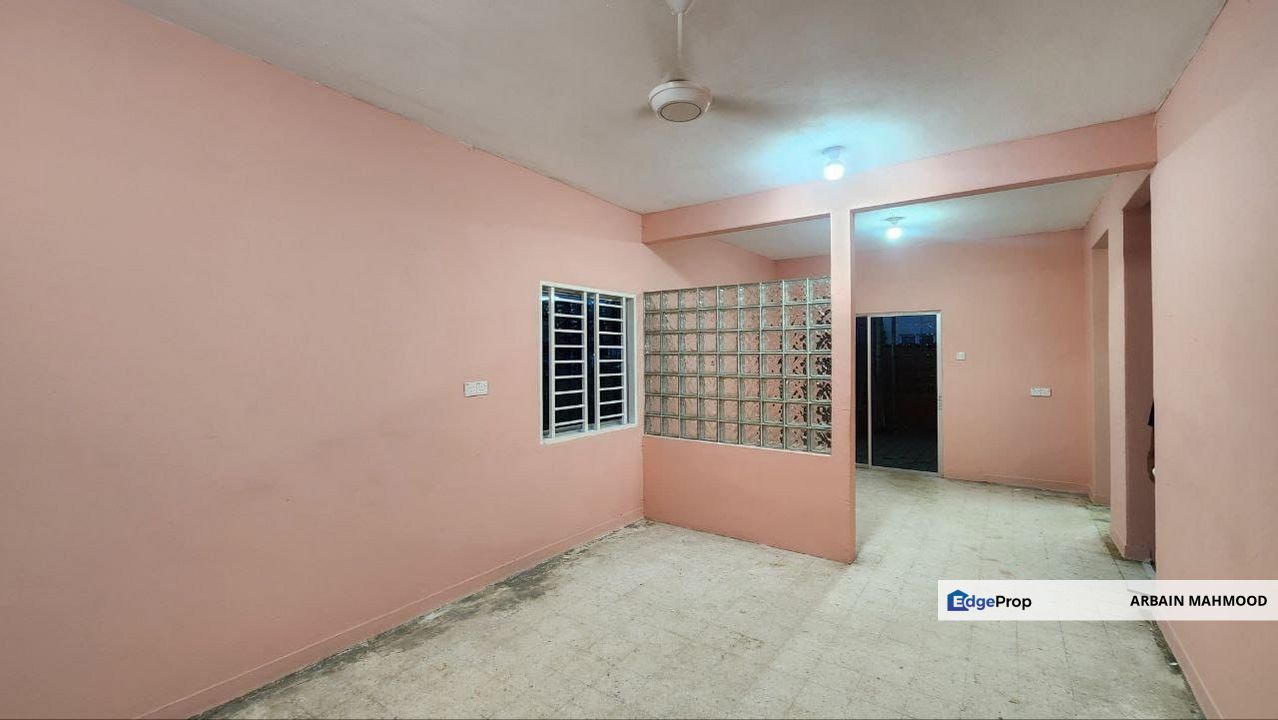 End Lot 2 Storey Taman Selaseh Batu Caves , Selangor, Batu Caves 