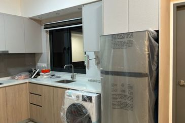 Residensi M Arisa Pelangi