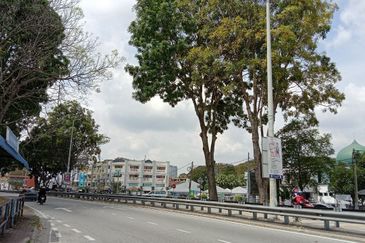 Jalan Gombak