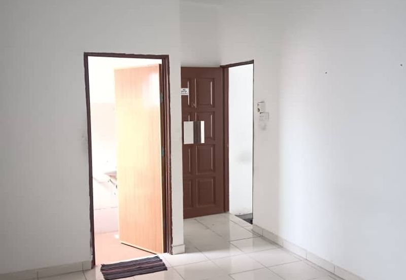 Kedai utk disewa, Depan SBPI Gombak