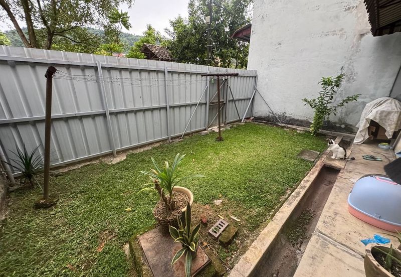 Taman Lembah Keramat AU5