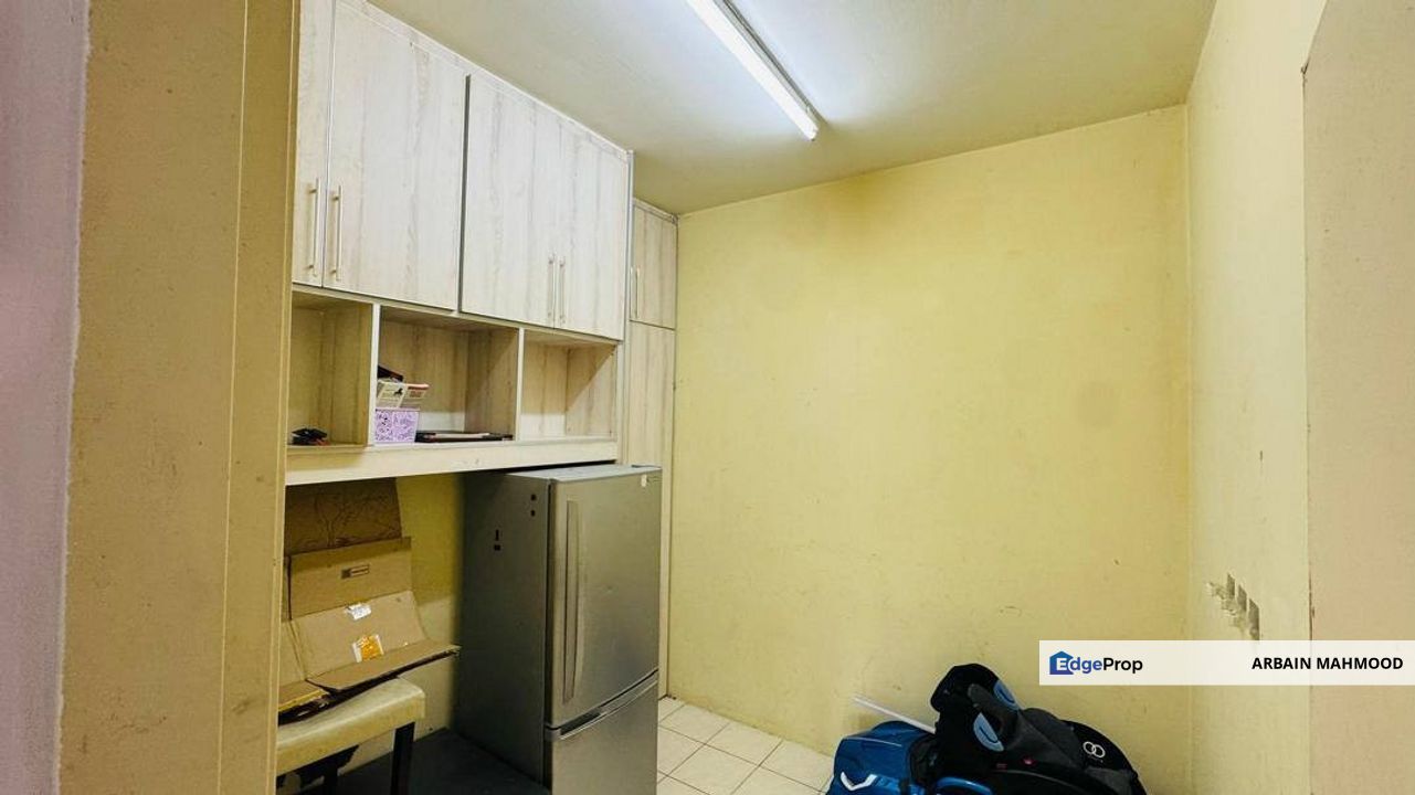 Lakeview Apartment  Taman Jasa Perwira Selayang Batu Caves Gombak, Selangor, Batu Caves 