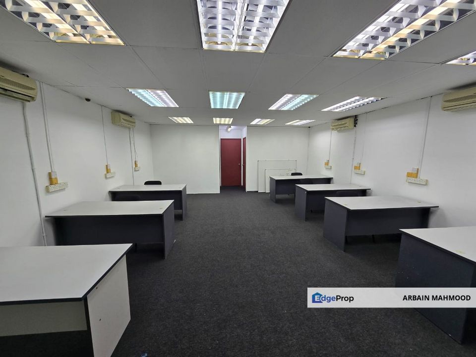SRI GOMBAK FURNISHED OFFICE FREEHOlD, Selangor, Gombak