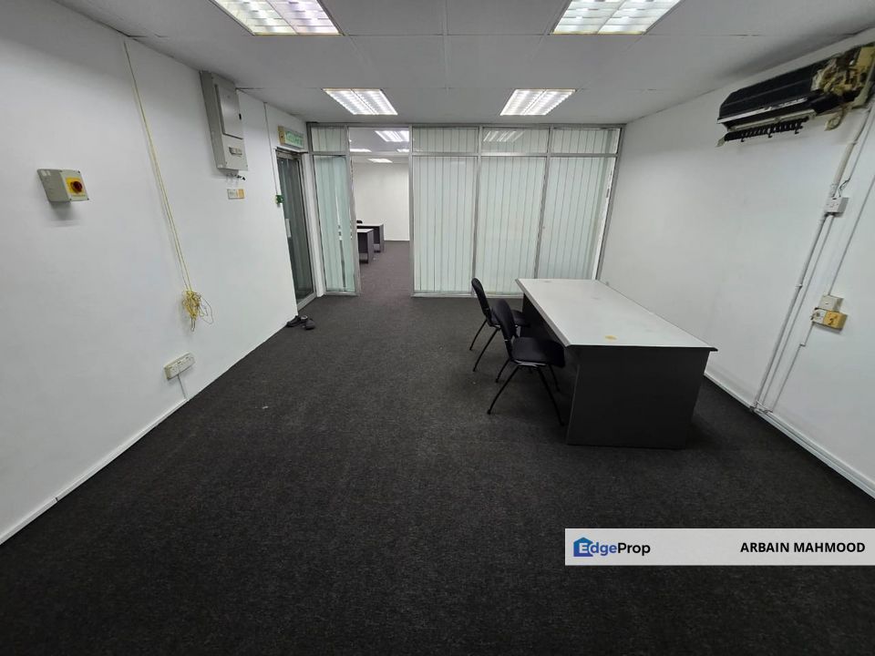 SRI GOMBAK FURNISHED OFFICE FREEHOlD, Selangor, Gombak