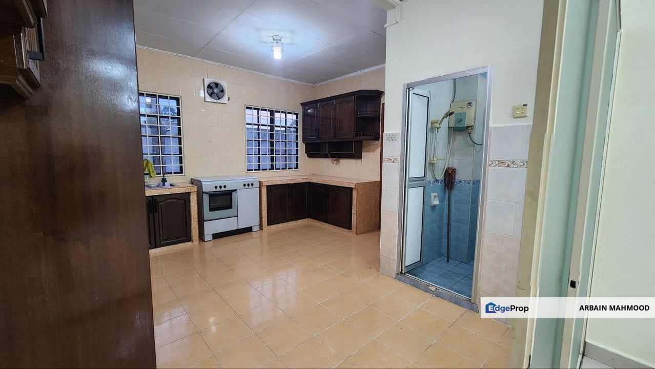 Double Storey House Taman Bullion Mewah Sentul Kuala Lumpur, Kuala Lumpur, Batu 