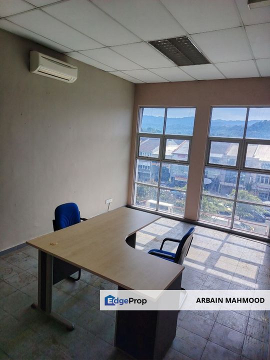 Melawati Square 3rd Floor Big Office 1920sf Facing Big Parking Space, Kuala Lumpur, Taman Melawati