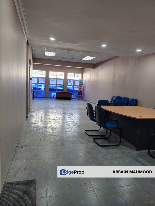 Melawati Square 3rd Floor Big Office 1920sf Facing Big Parking Space, Kuala Lumpur, Taman Melawati