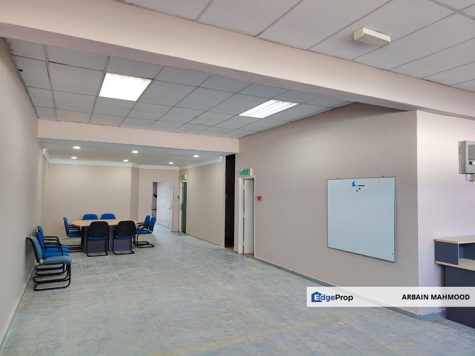 Melawati Square 3rd Floor Big Office 1920sf Facing Big Parking Space, Kuala Lumpur, Taman Melawati
