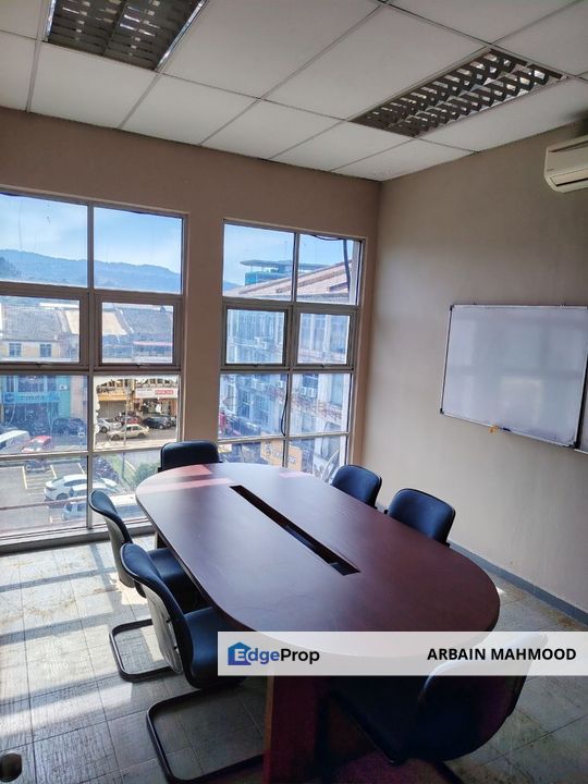 Melawati Square 3rd Floor Big Office 1920sf Facing Big Parking Space, Kuala Lumpur, Taman Melawati