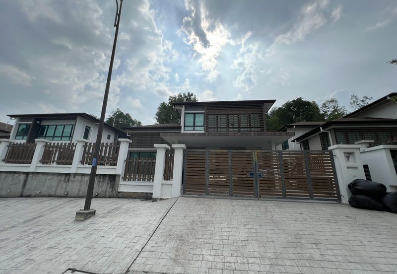 Developer Unit Amber Bungalow @ Subang Bestari 