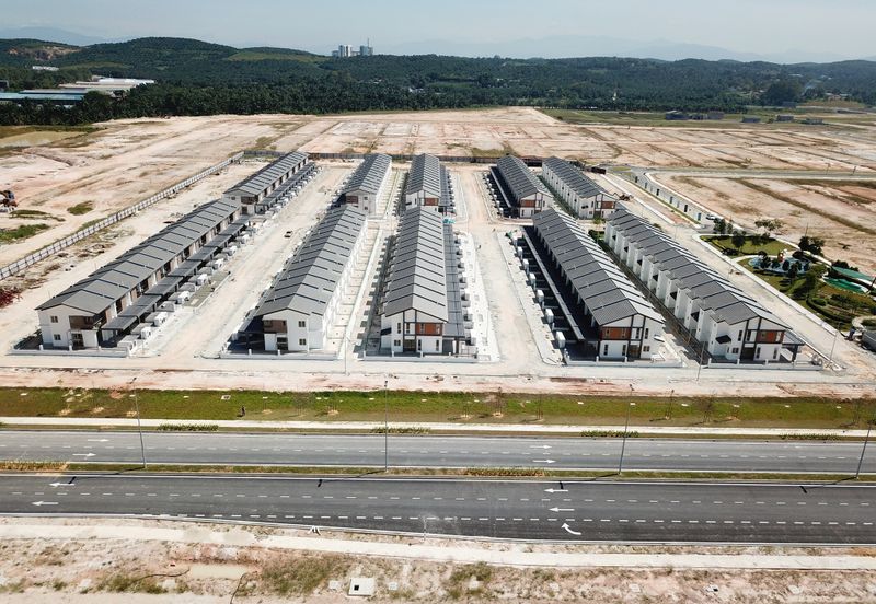 Halya 2 @ Daunan Worldwide