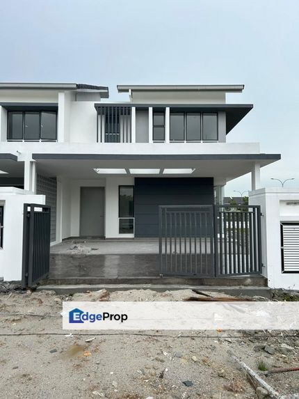 Freehold Big Size Double Storey 24x80 @ Taman Sentosa NSK Klang , Selangor, Klang