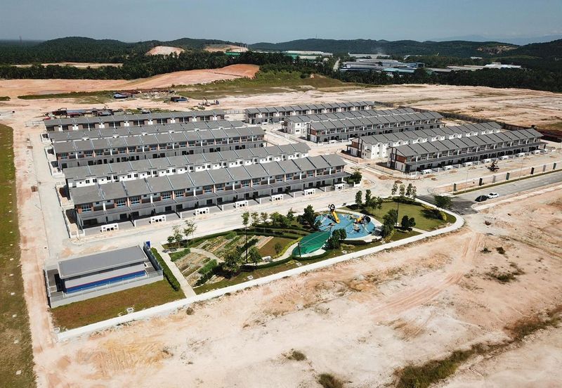 New Launch  Puncak Alam Double Storey [END LOT 30x65]