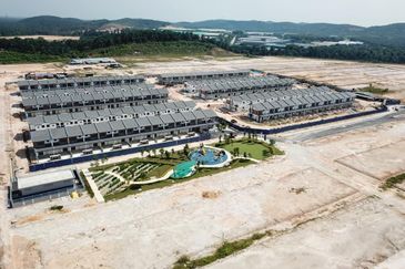 [END LOT 30x70] New Launch  Puncak Alam Double Storey 