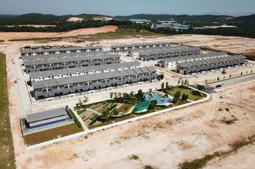 [4R3B Non Facing House]  Daunan Worlwide @ Puncak Alam