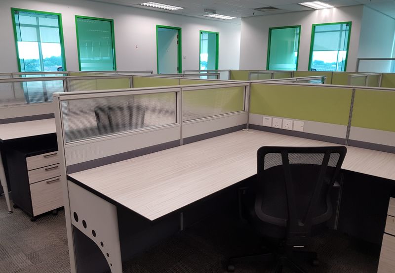 Fully Fitted Office Next To TTDI MRT Station
