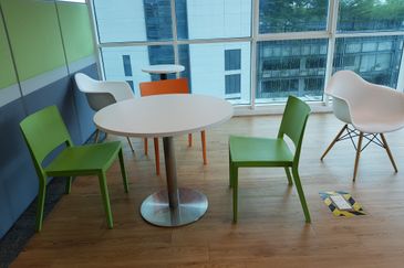 Fully Fitted Office Next To TTDI MRT Station