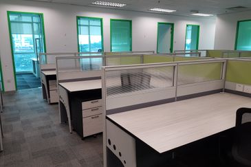 Fully Fitted Office Next To TTDI MRT Station