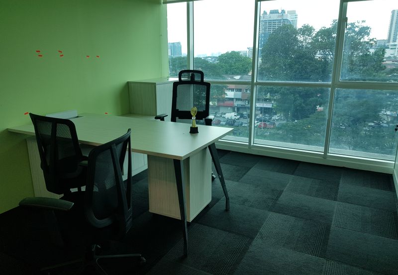 Fully Fitted Office Next To TTDI MRT Station