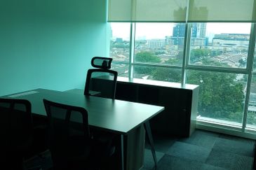 Fully Fitted Office Next To TTDI MRT Station