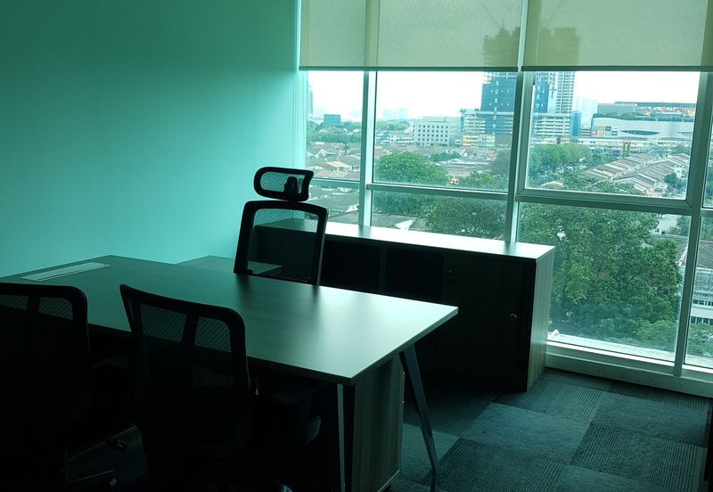 Fully Fitted Office Next To TTDI MRT Station