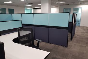 Fully Fitted Office Next To TTDI MRT Station