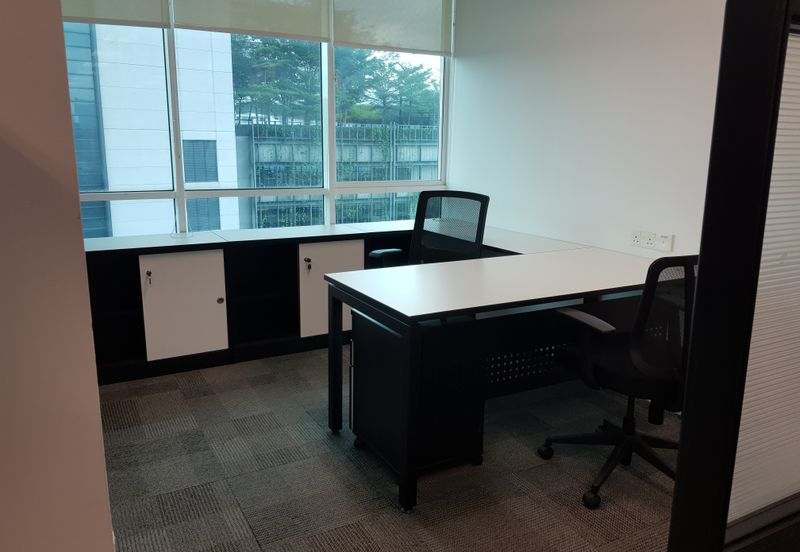 Fully Fitted Office Next To TTDI MRT Station