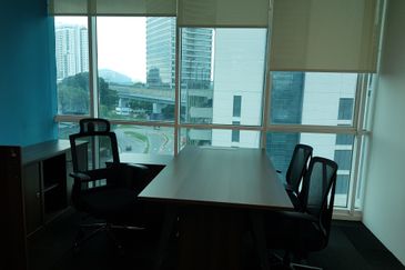 Fully Fitted Office Next To TTDI MRT Station