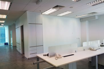Fully Fitted Office Next To TTDI MRT Station
