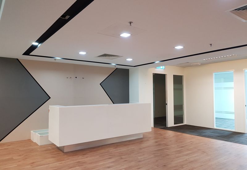 Fully Fitted Office Next To TTDI MRT Station