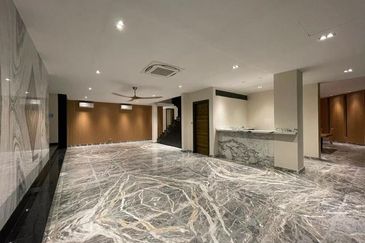 Newly, Refurbished, Fully Furnished, Modern and Contemporary Bungalow