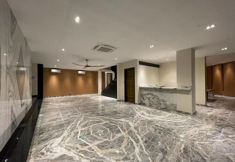 Newly, Refurbished, Fully Furnished, Modern and Contemporary Bungalow