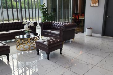 Nicely Fitted Office With Warehouse 