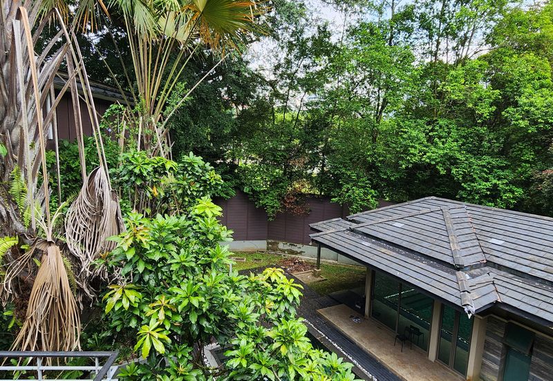 Bungalows With Swimming Pool For Big Extended Families