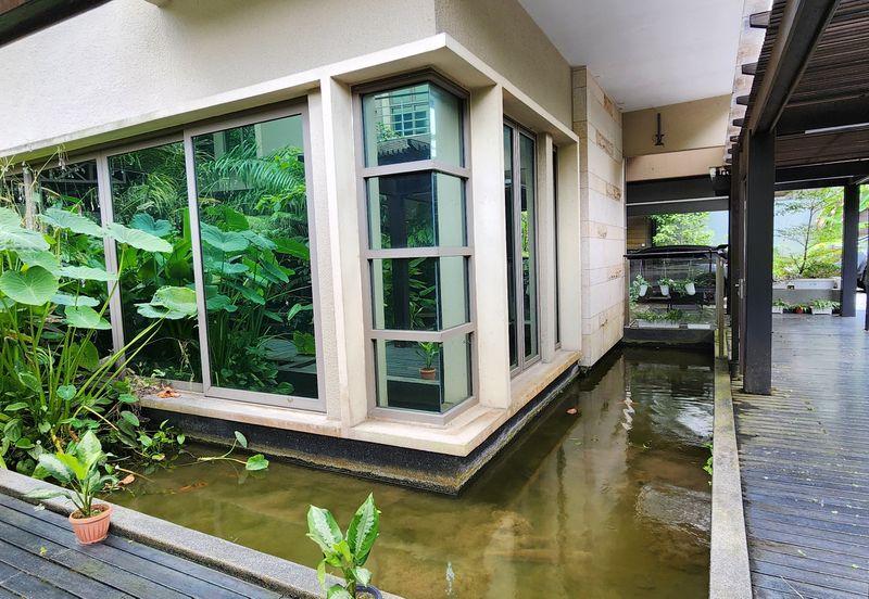 Bungalows With Swimming Pool For Big Extended Families