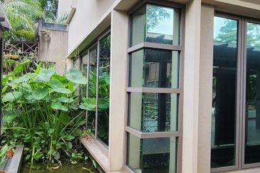 Bungalows With Swimming Pool For Big Extended Families