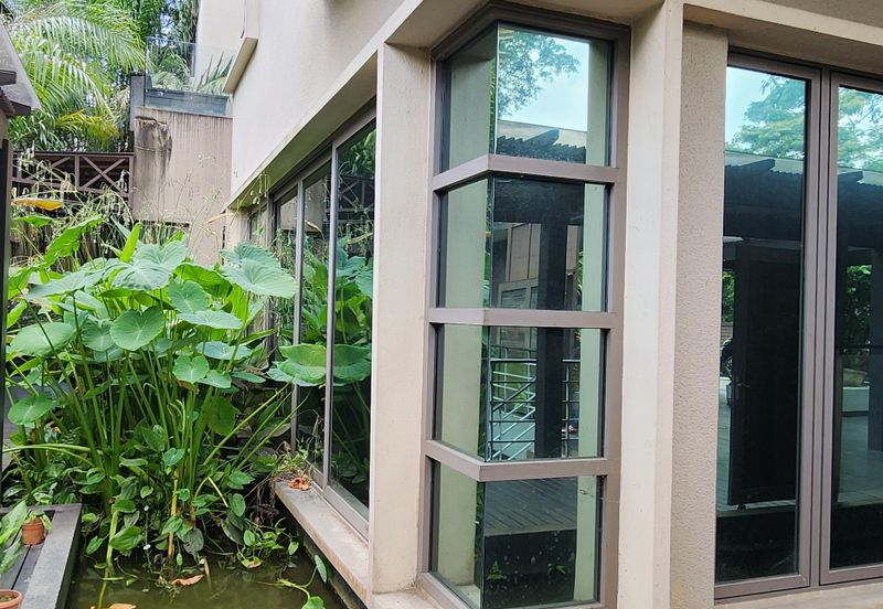 Bungalows With Swimming Pool For Big Extended Families